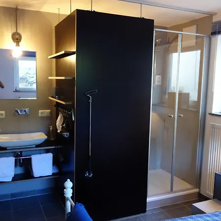 Chiemgau-room, Helles Souterrain, Eigene Terrasse *