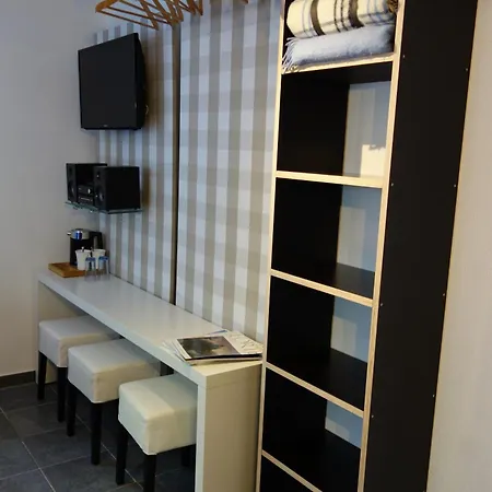 Chiemgau-room, Helles Souterrain, Eigene Terrasse 民宿 *