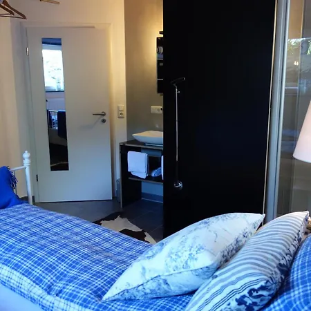 民宿 Chiemgau-room, Helles Souterrain, Eigene Terrasse Riedering